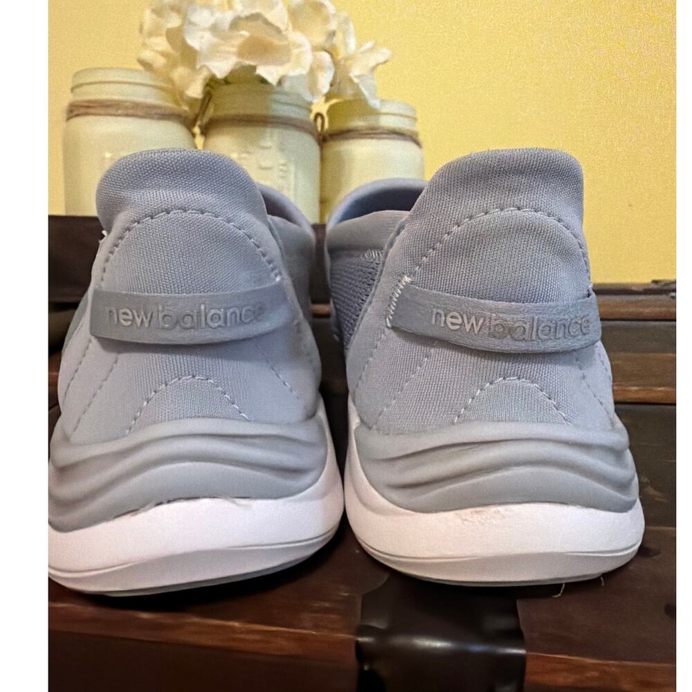 New Balance Slip On Sneakers Women's Size 8 Blue Comfort Walking Arch Support - Picture 3 of 8